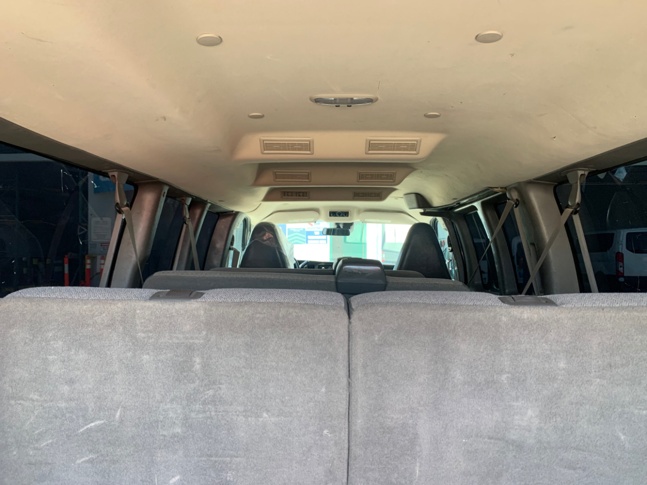 Chevrolet Express Passenger RWD 3500 155" LT 2019