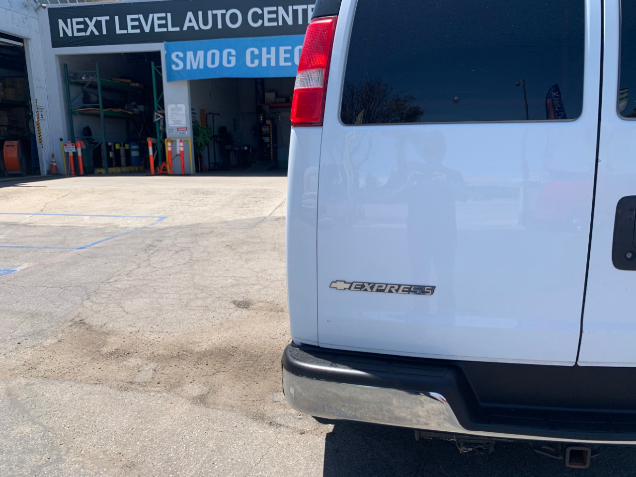 Chevrolet Express Passenger RWD 3500 155" LT 2019