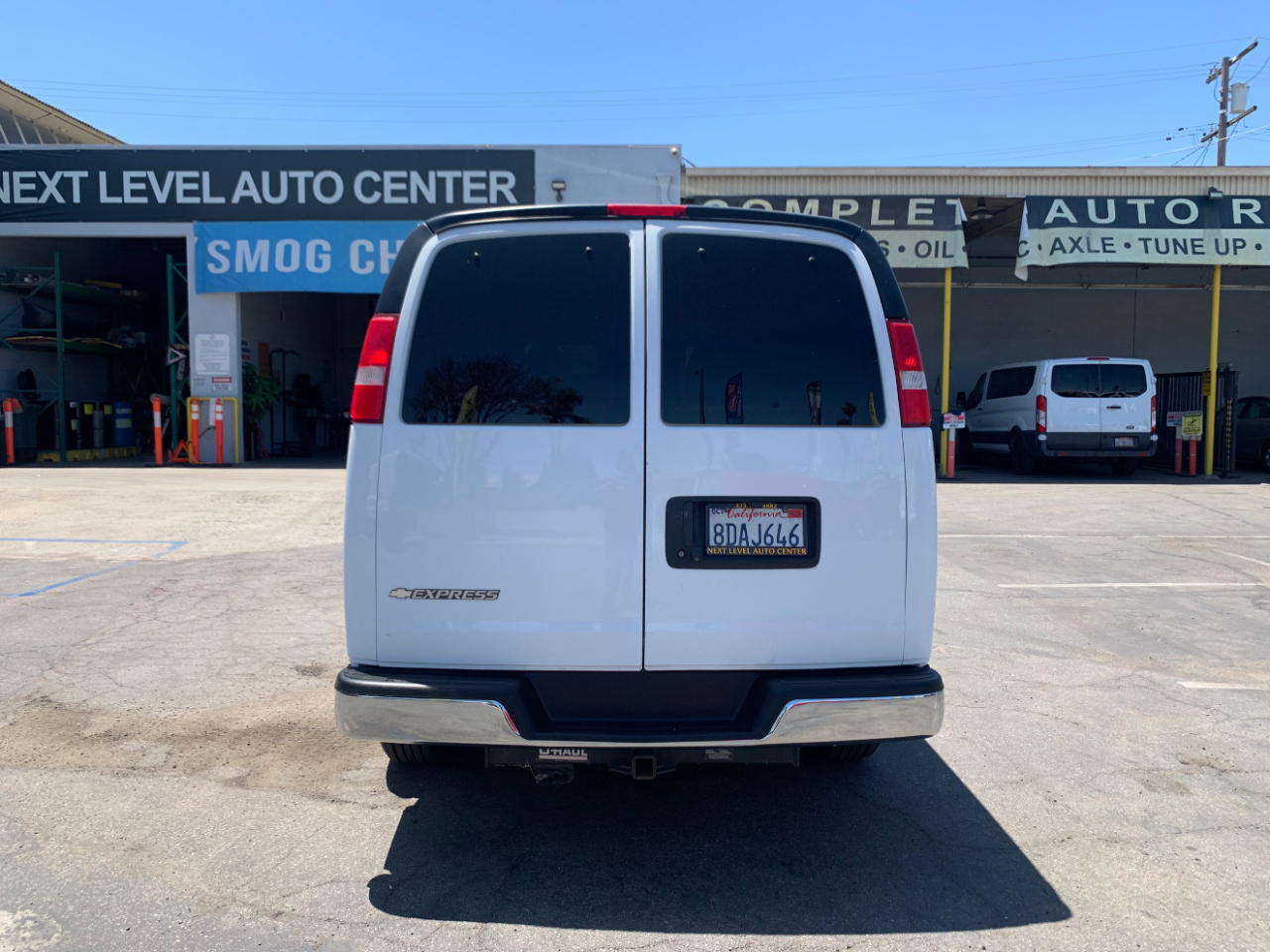 Chevrolet Express Passenger RWD 3500 155" LT 2019