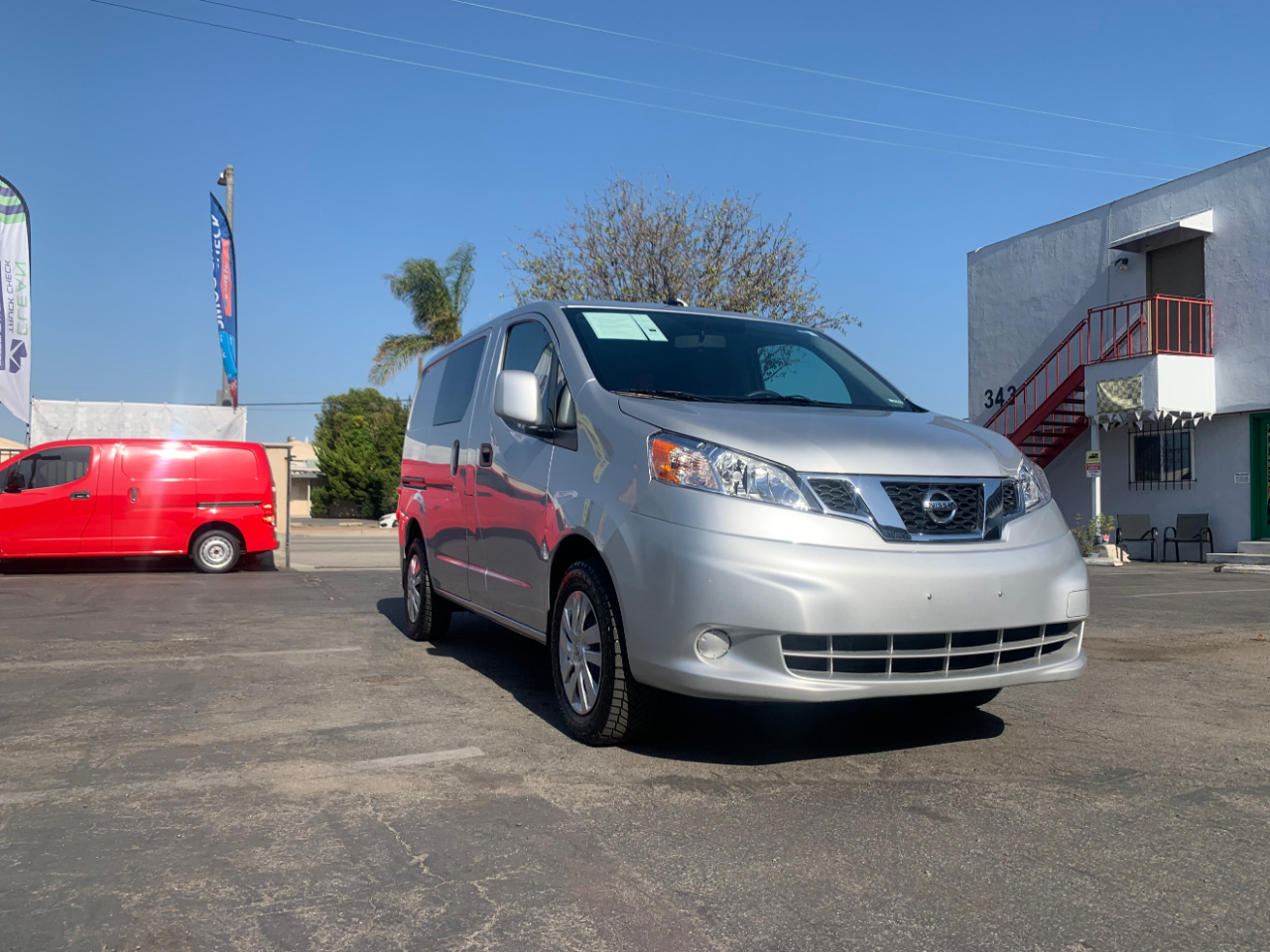 2020 Nissan NV200 SV's photo