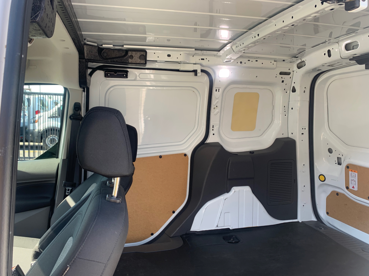 Ford Transit Connect Van XL SWB w/Rear Symmetrical Doors 2019