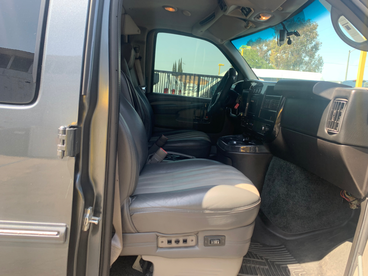 GMC Savana Cargo Van RWD 2500 155" Upfitter 2014