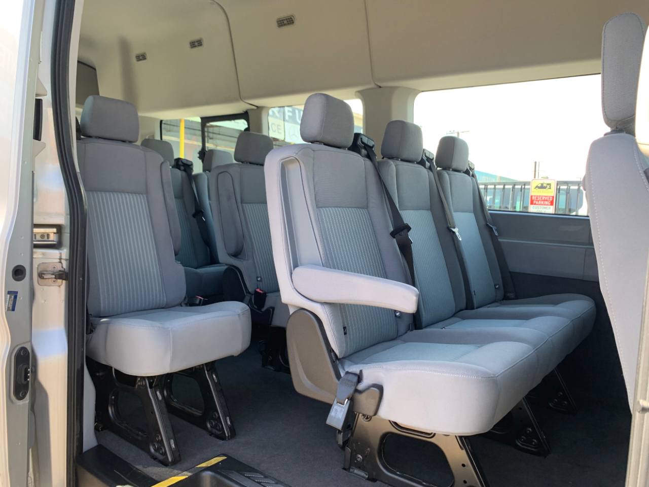 Ford Transit Wagon T-350 148" EL High Roof XLT Sliding RH Dr DRW 2017