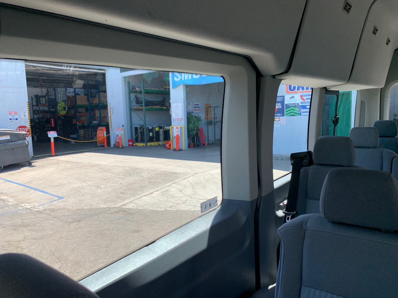 Ford Transit Wagon T-350 148" EL High Roof XLT Sliding RH Dr DRW 2017