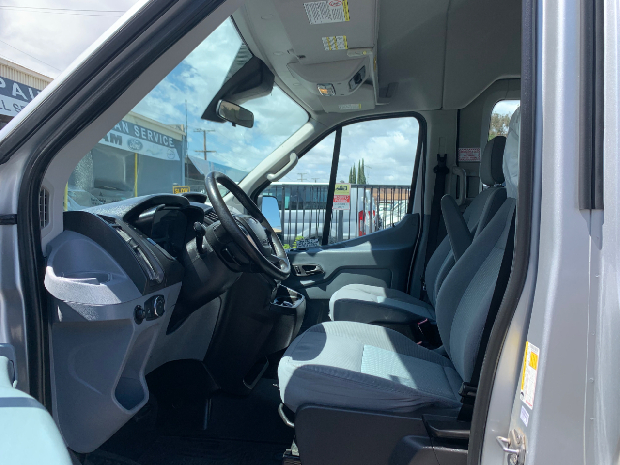 Ford Transit Wagon T-350 148" EL High Roof XLT Sliding RH Dr DRW 2017