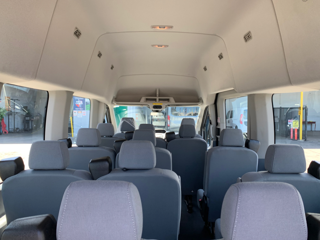 Ford Transit Wagon T-350 148" EL High Roof XLT Sliding RH Dr DRW 2017