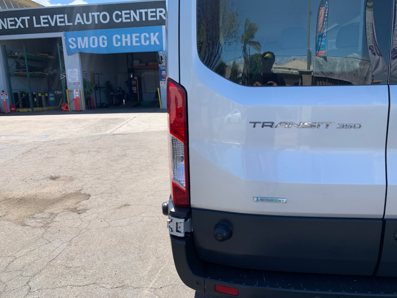 Ford Transit Wagon T-350 148" EL High Roof XLT Sliding RH Dr DRW 2017