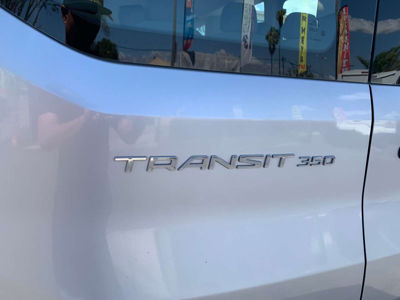Ford Transit Wagon T-350 148" EL High Roof XLT Sliding RH Dr DRW 2017