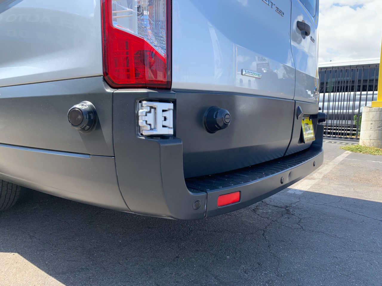 Ford Transit Wagon T-350 148" EL High Roof XLT Sliding RH Dr DRW 2017