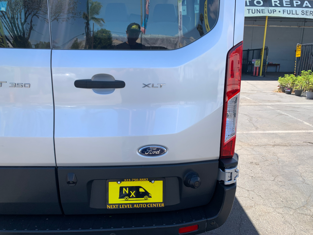 Ford Transit Wagon T-350 148" EL High Roof XLT Sliding RH Dr DRW 2017