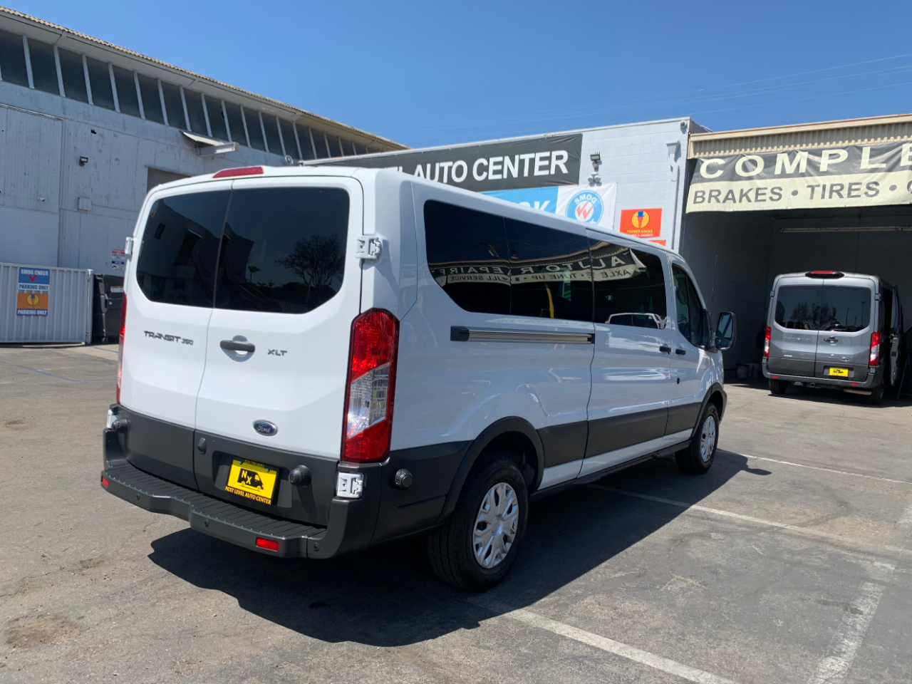 Ford Transit Wagon T-350 148" Low Roof XLT Sliding RH Dr 2016