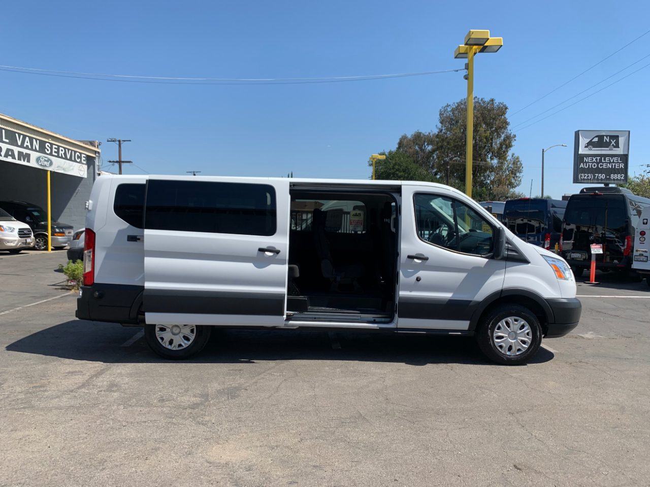 Ford Transit Wagon T-350 148" Low Roof XLT Sliding RH Dr 2016