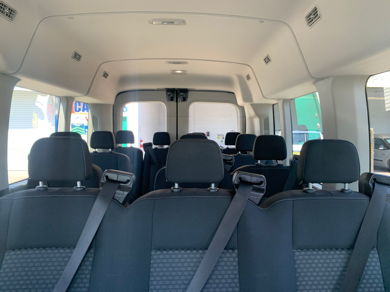 Ford Transit Passenger Wagon T-350 148" Med Roof XLT RWD 2022