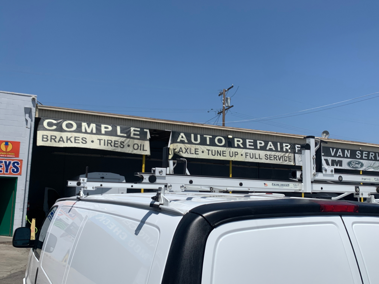 Chevrolet Express Cargo Van RWD 2500 135" 2023