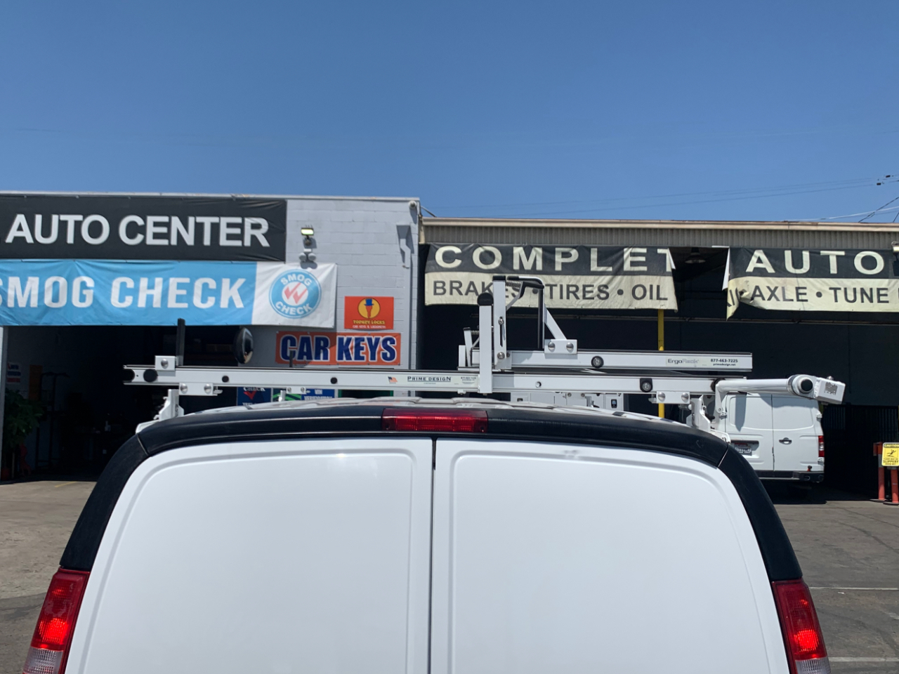 Chevrolet Express Cargo Van RWD 2500 135" 2023