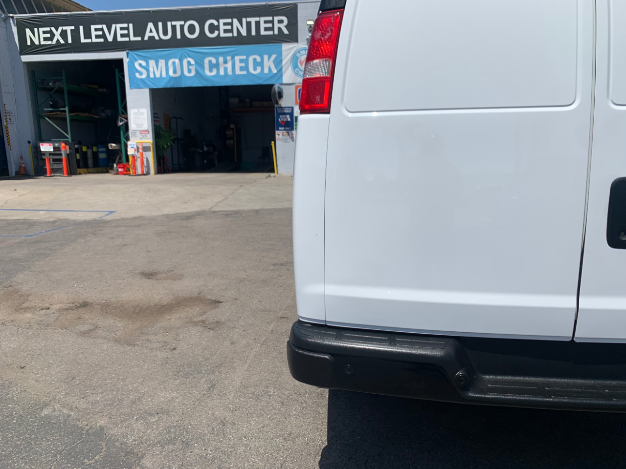 Chevrolet Express Cargo Van RWD 2500 135" 2023