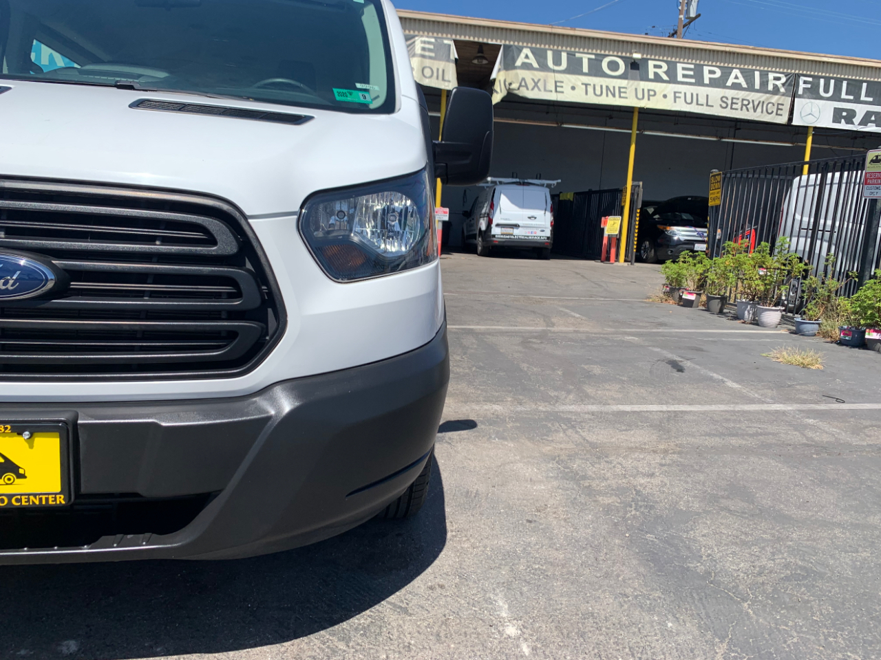 Ford Transit Passenger Wagon T-150 130" Low Roof XLT Sliding RH Dr 2019
