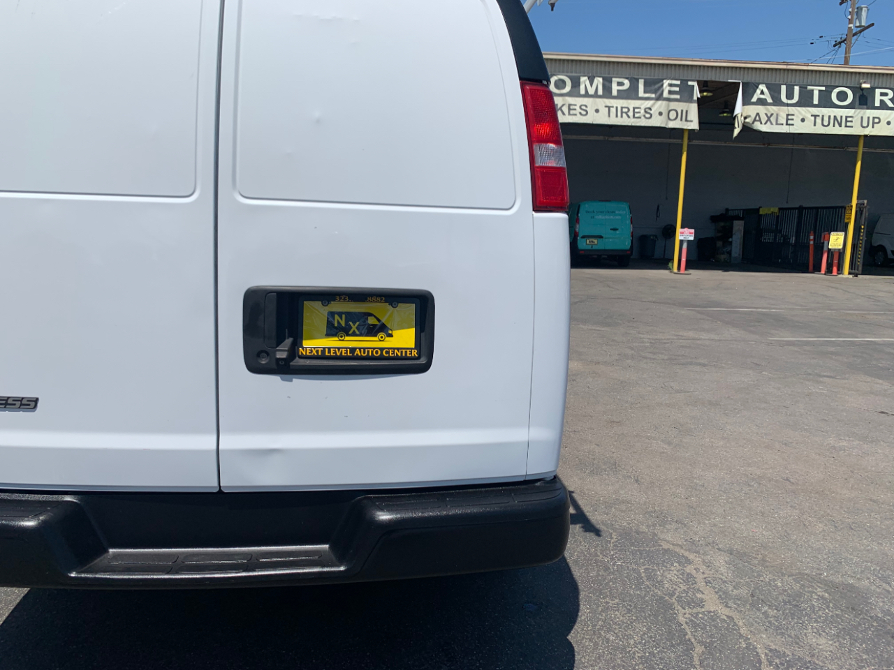 Chevrolet Express Cargo Van RWD 2500 135" 2022