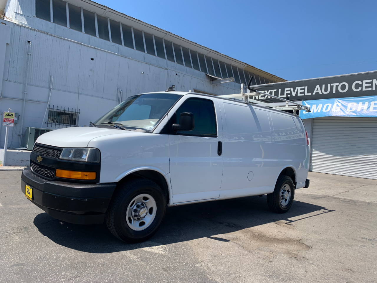 Chevrolet Express Cargo Van RWD 2500 135" 2022