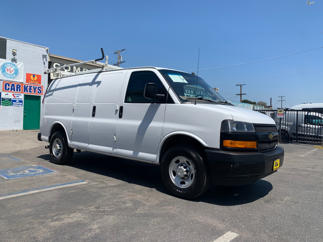 Chevrolet Express Cargo Van RWD 2500 135" 2022