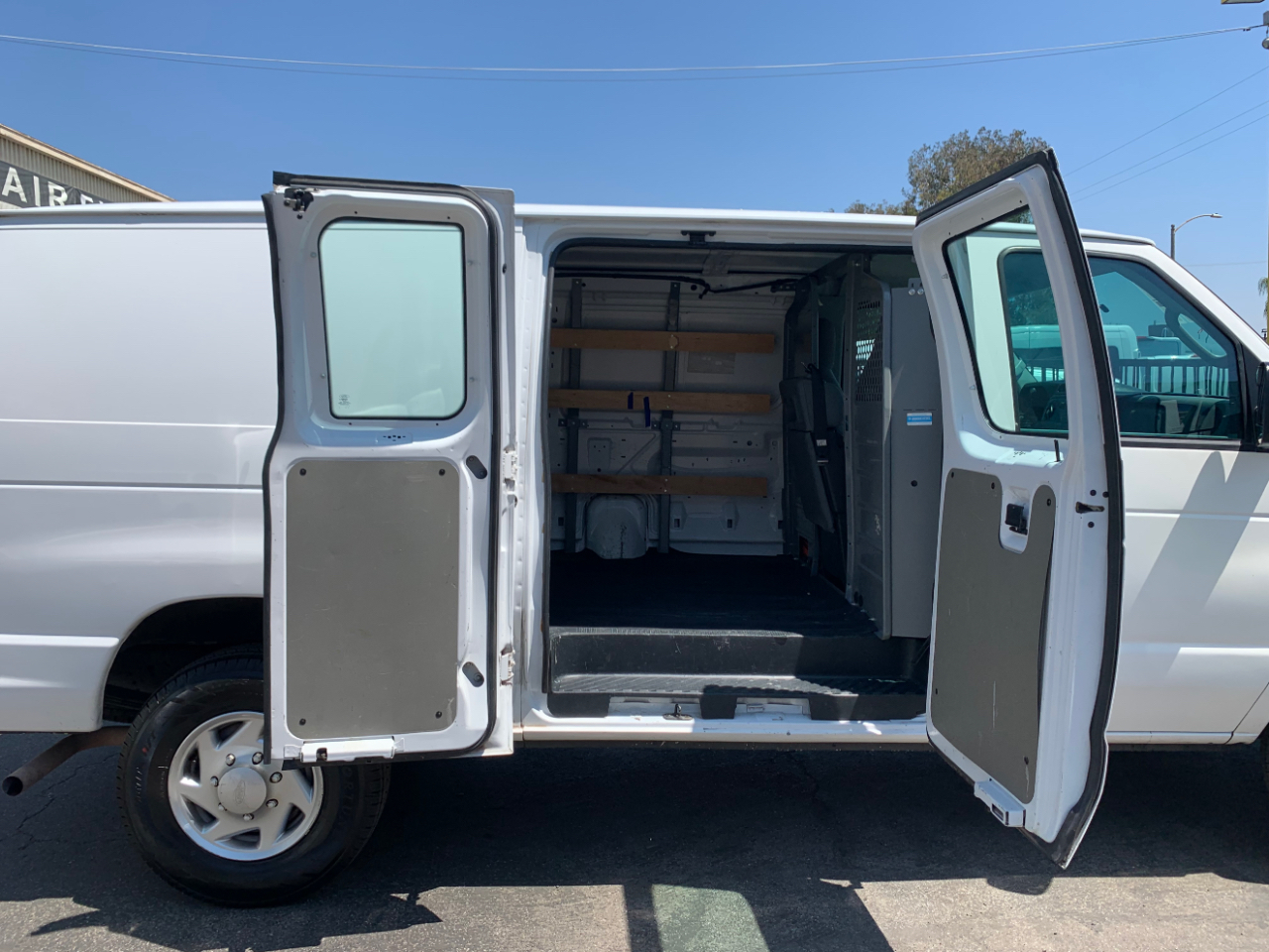 Ford Econoline Cargo Van E-250 Recreational 2013