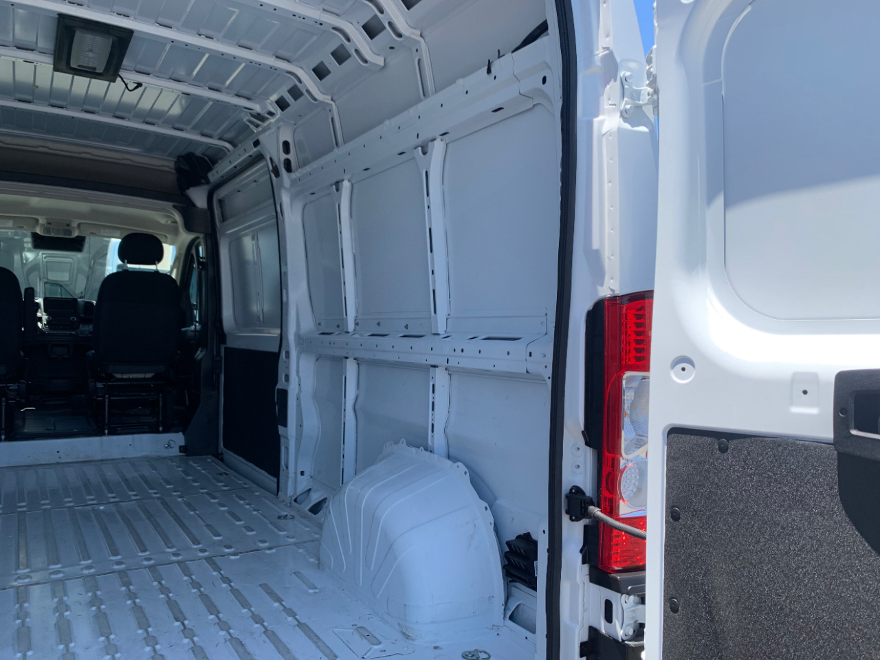 RAM ProMaster Cargo Van Tradesman 2500 High Roof 159" WB w/Pass Seat 2025