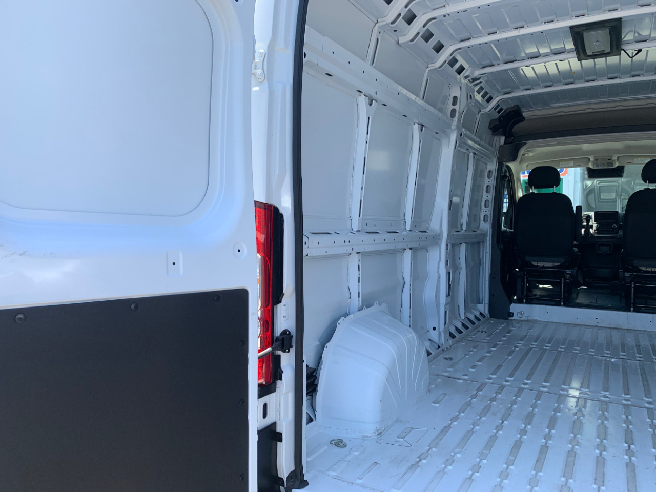 RAM ProMaster Cargo Van Tradesman 2500 High Roof 159" WB w/Pass Seat 2025