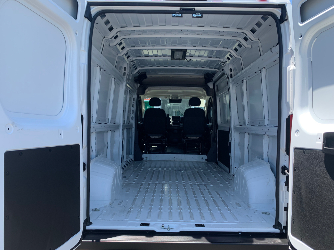 RAM ProMaster Cargo Van Tradesman 2500 High Roof 159" WB w/Pass Seat 2025