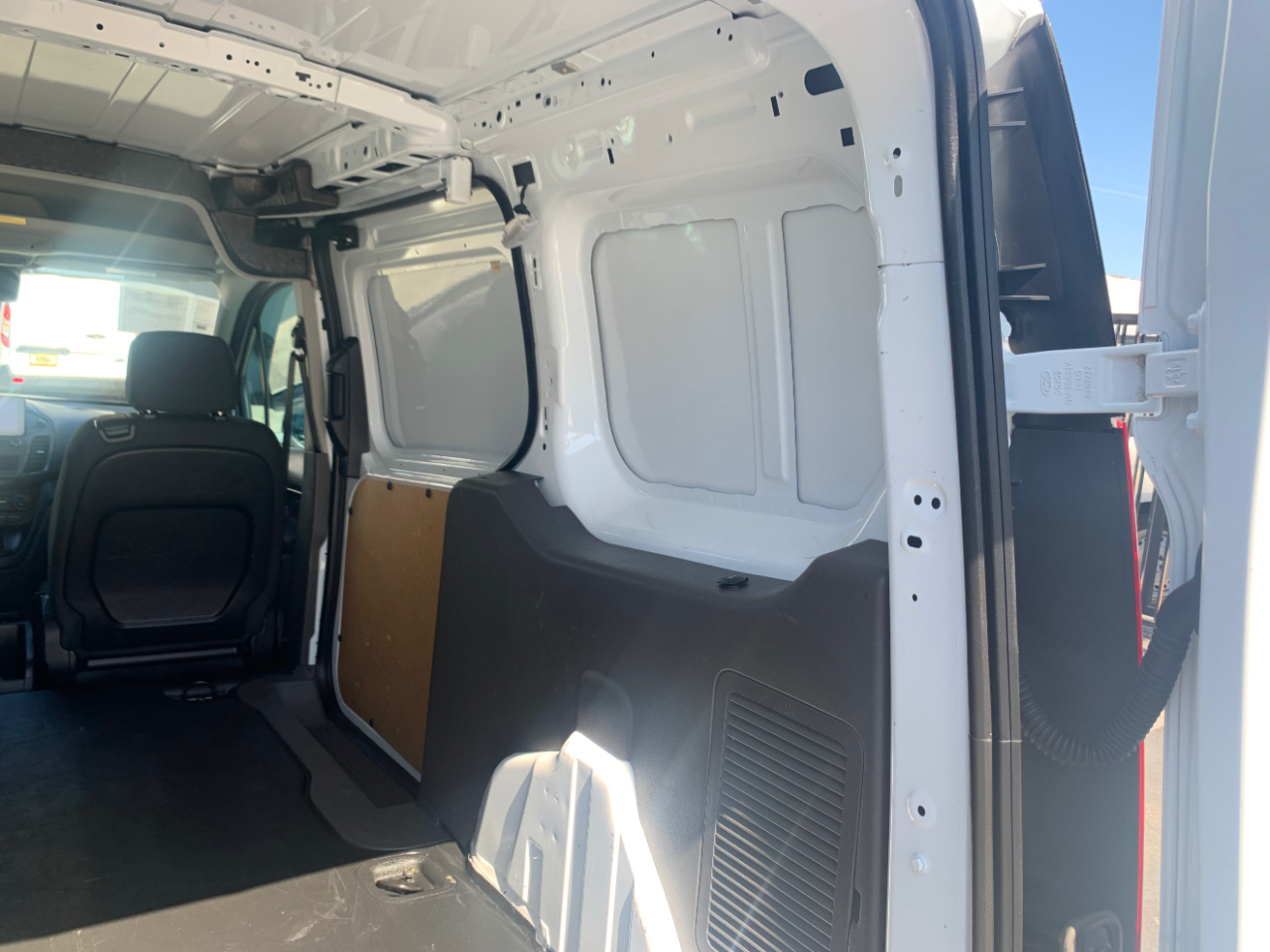 Ford Transit Connect Van XL LWB w/Rear Symmetrical Doors 2021