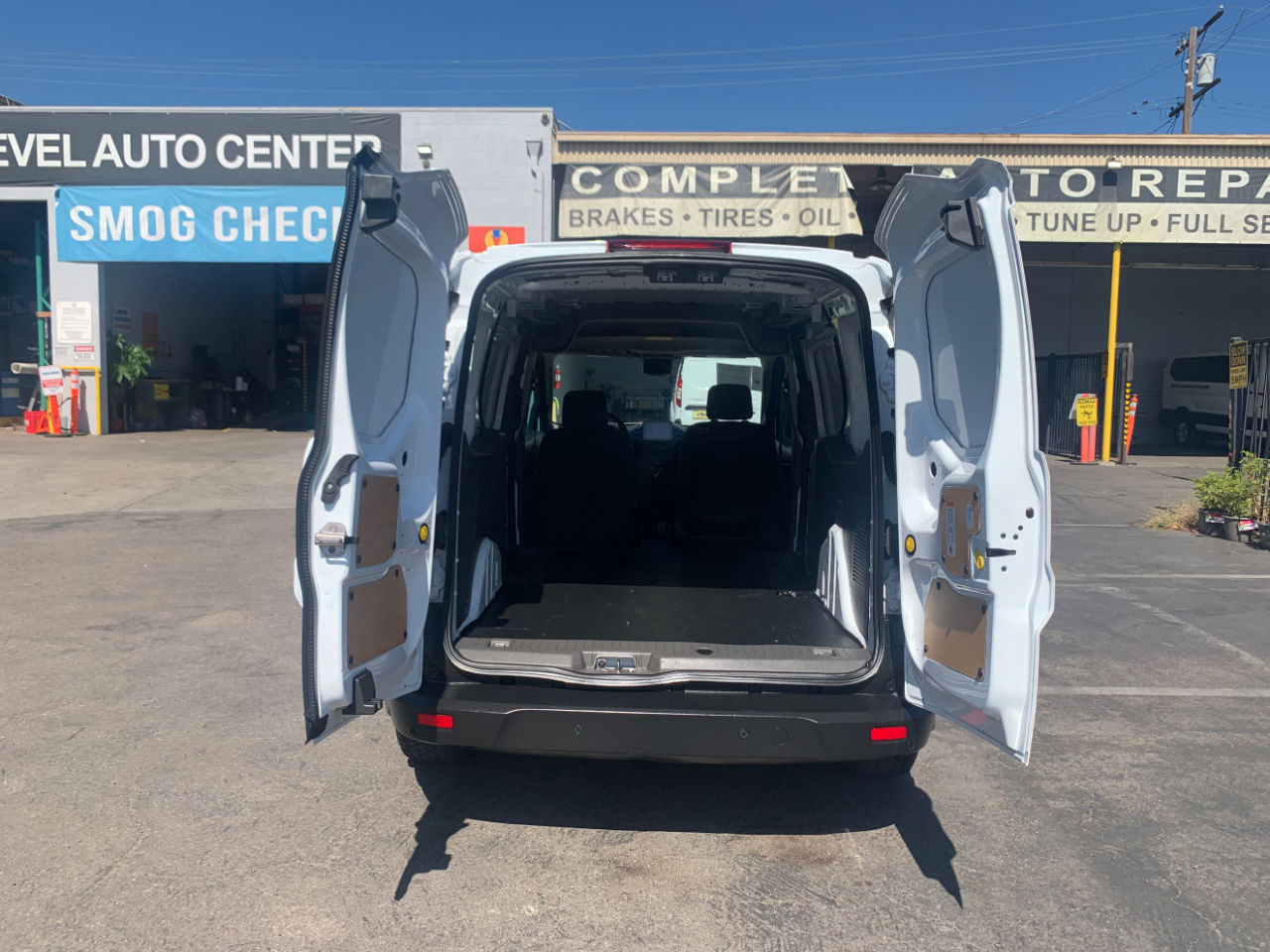Ford Transit Connect Van XL LWB w/Rear Symmetrical Doors 2021