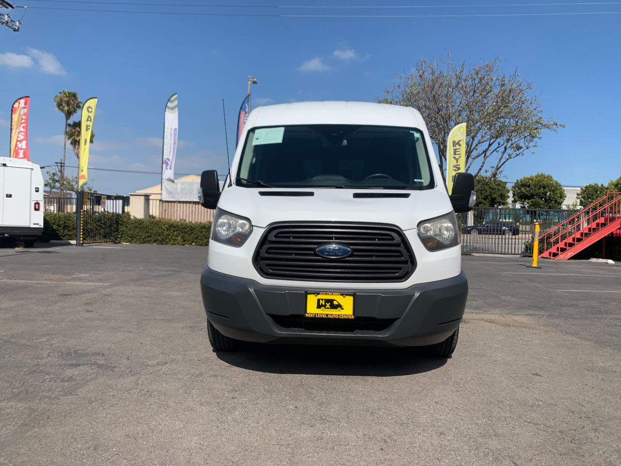 Ford Transit Passenger Wagon T-150 130" Med Roof XL Sliding RH Dr 2018