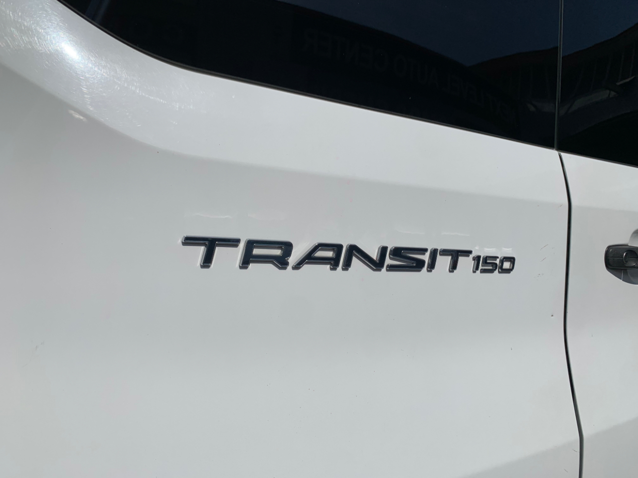 Ford Transit Passenger Wagon T-150 130" Med Roof XL Sliding RH Dr 2018