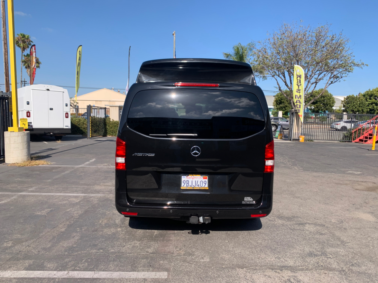 Mercedes-Benz Metris Passenger Van Standard Roof 126" Wheelbase 2018