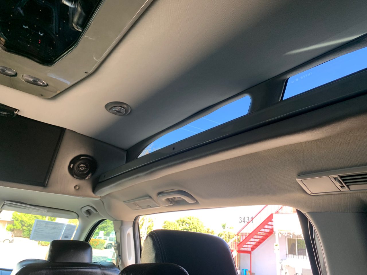 Mercedes-Benz Metris Passenger Van Standard Roof 126" Wheelbase 2018