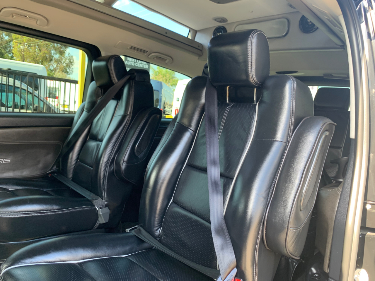 Mercedes-Benz Metris Passenger Van Standard Roof 126" Wheelbase 2018