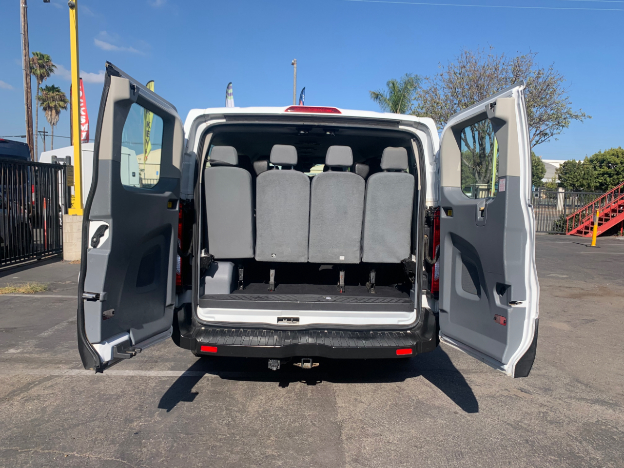 Ford Transit Passenger Wagon T-350 148" Low Roof XLT Swing-Out RH Dr 2019