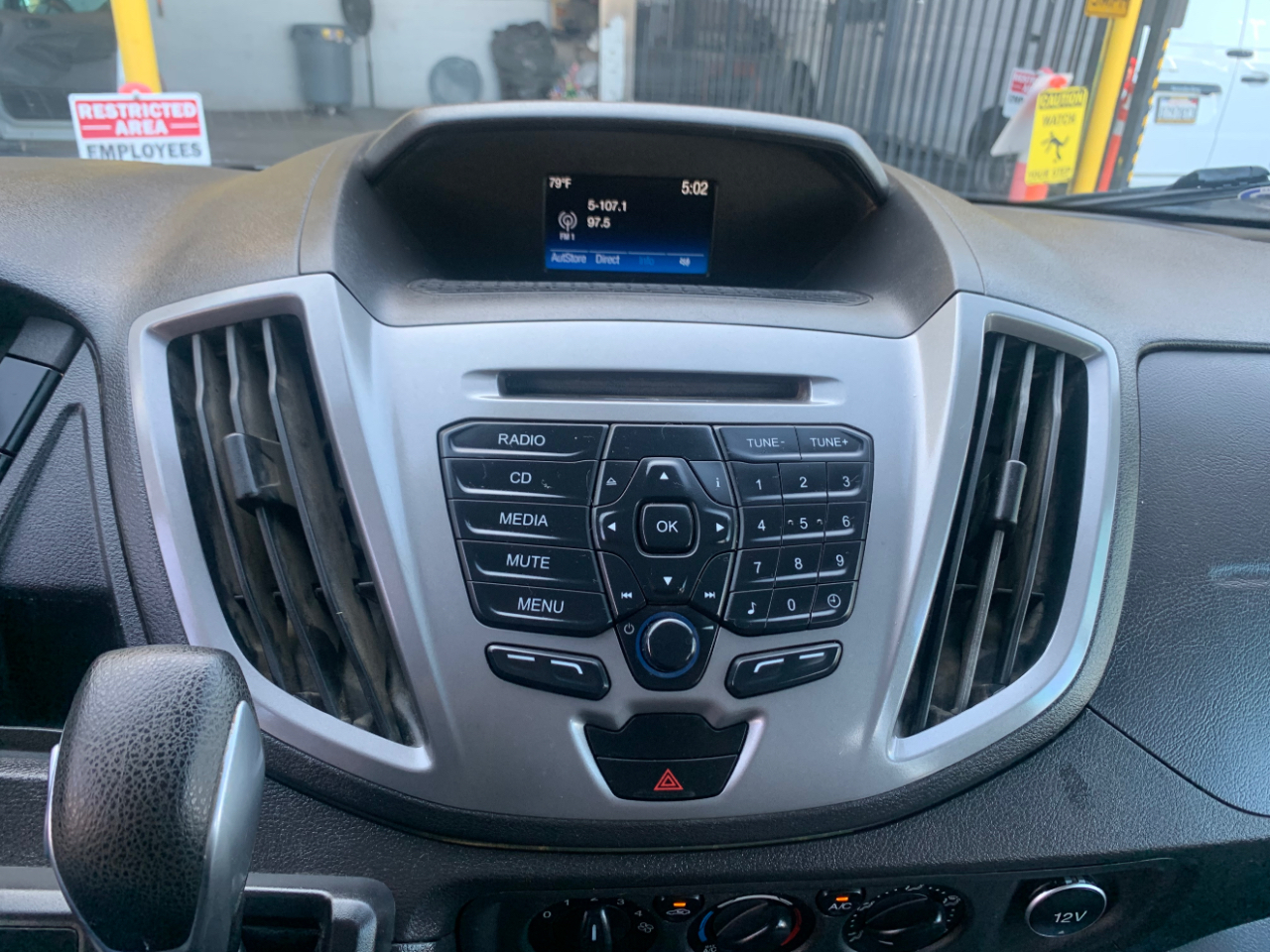 Ford Transit Passenger Wagon T-350 148" Low Roof XLT Swing-Out RH Dr 2019
