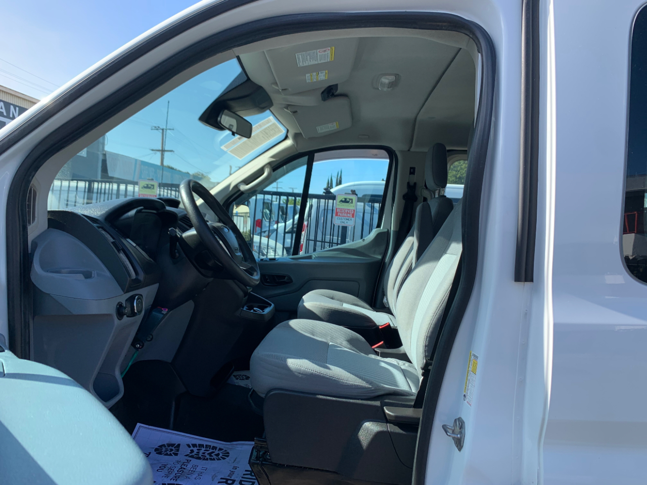 Ford Transit Passenger Wagon T-350 148" Low Roof XLT Swing-Out RH Dr 2019