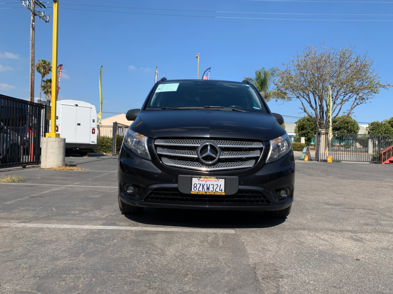 Mercedes-Benz Metris Passenger Van Standard Roof 126" Wheelbase 2019