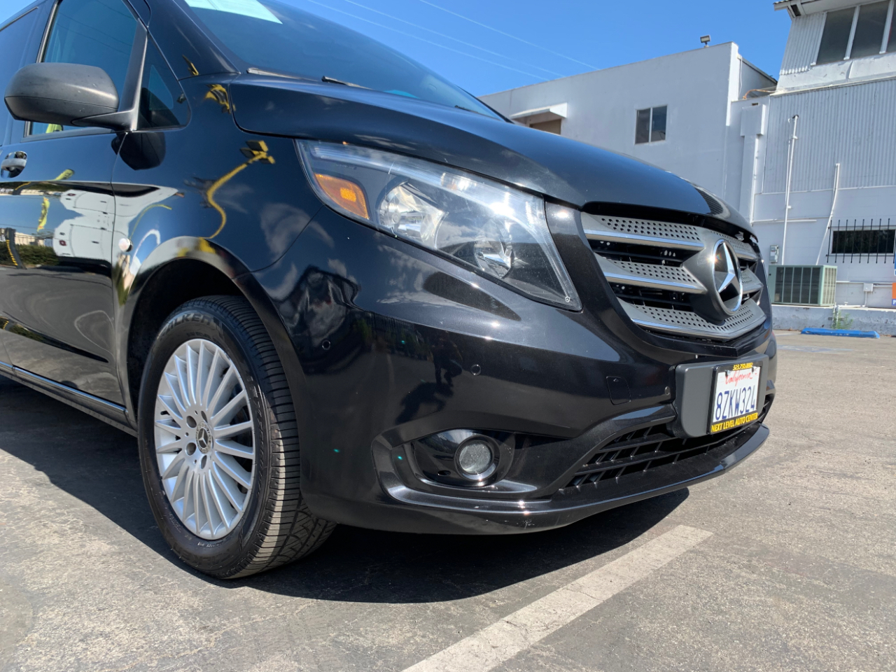 Mercedes-Benz Metris Passenger Van Standard Roof 126" Wheelbase 2019
