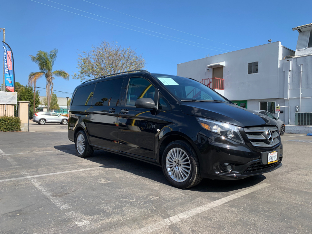 Mercedes-Benz Metris Passenger Van Standard Roof 126" Wheelbase 2019