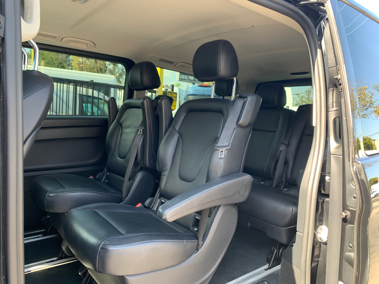 Mercedes-Benz Metris Passenger Van Standard Roof 126" Wheelbase 2019