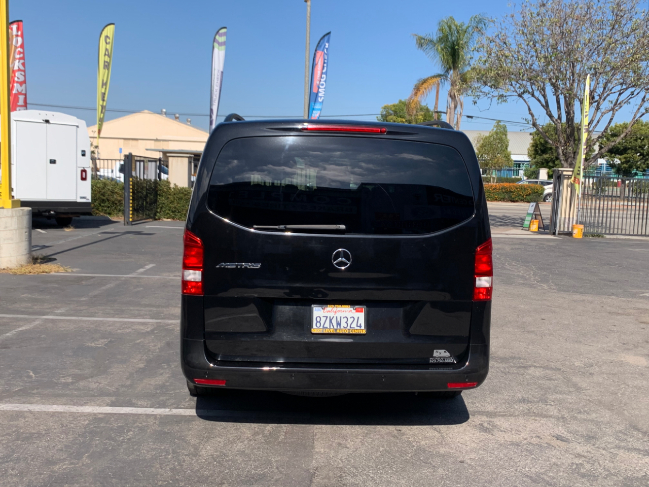 Mercedes-Benz Metris Passenger Van Standard Roof 126" Wheelbase 2019