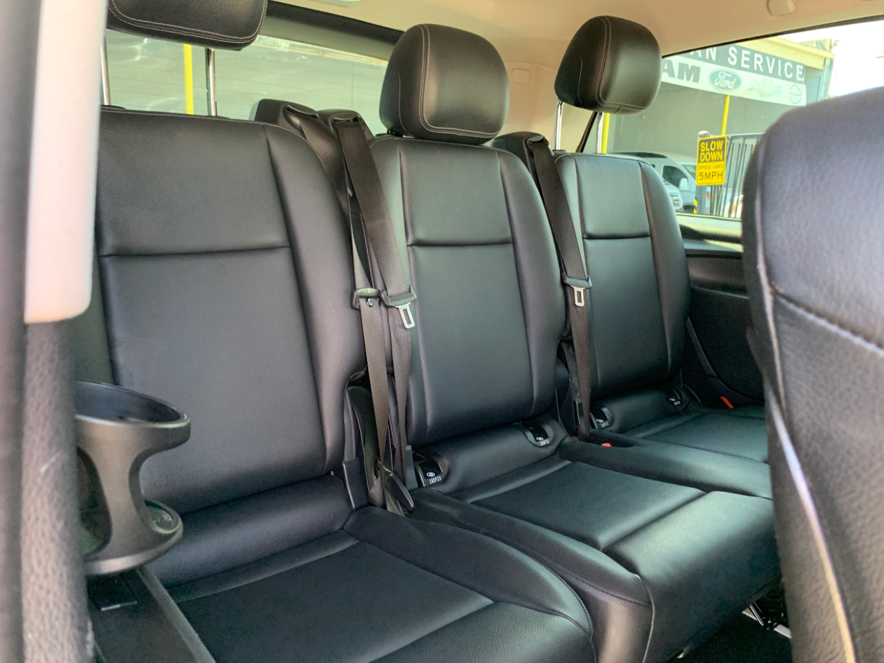 Mercedes-Benz Metris Passenger Van Standard Roof 126" Wheelbase 2019