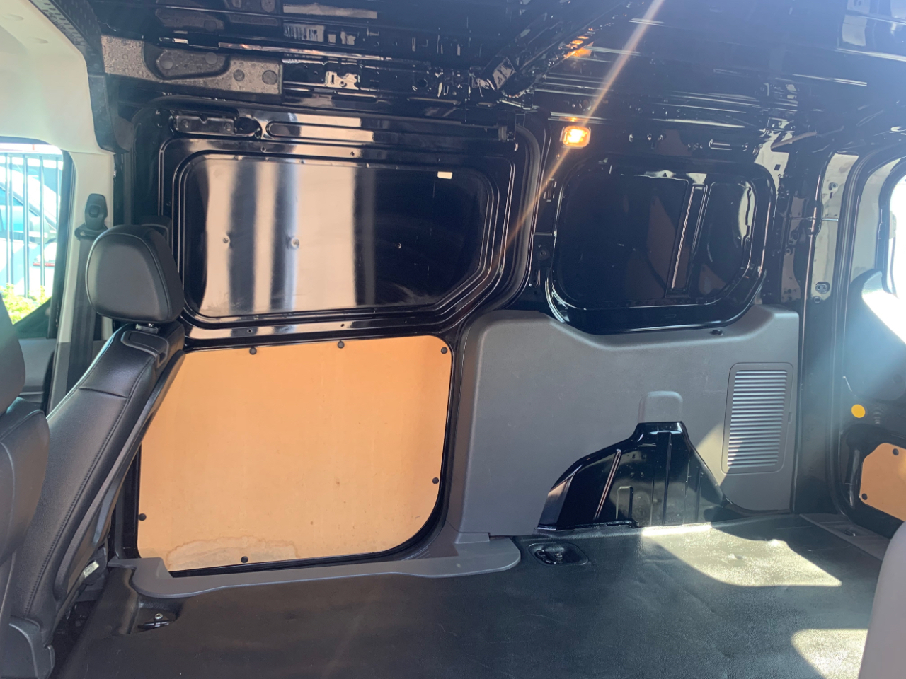 Ford Transit Connect Van XL LWB w/Rear Symmetrical Doors 2019