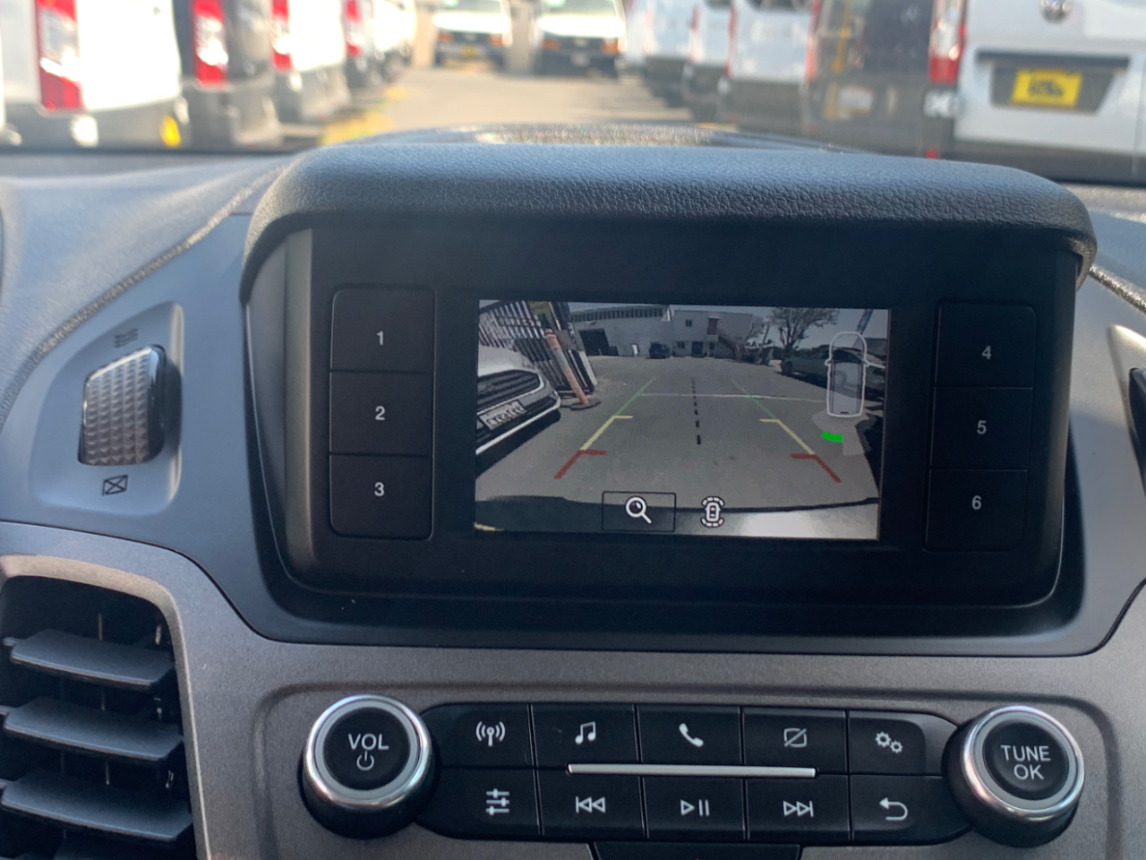 Ford Transit Connect Van XL LWB w/Rear Symmetrical Doors 2019