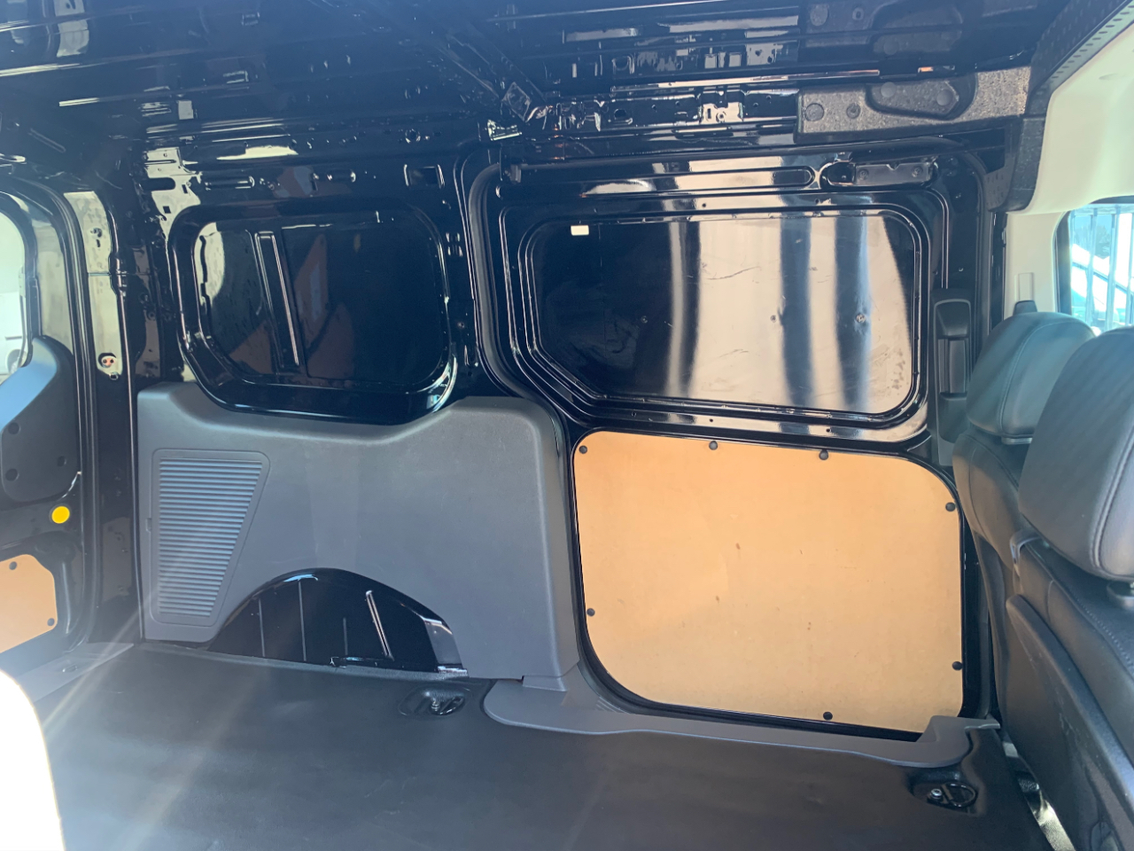 Ford Transit Connect Van XL LWB w/Rear Symmetrical Doors 2019