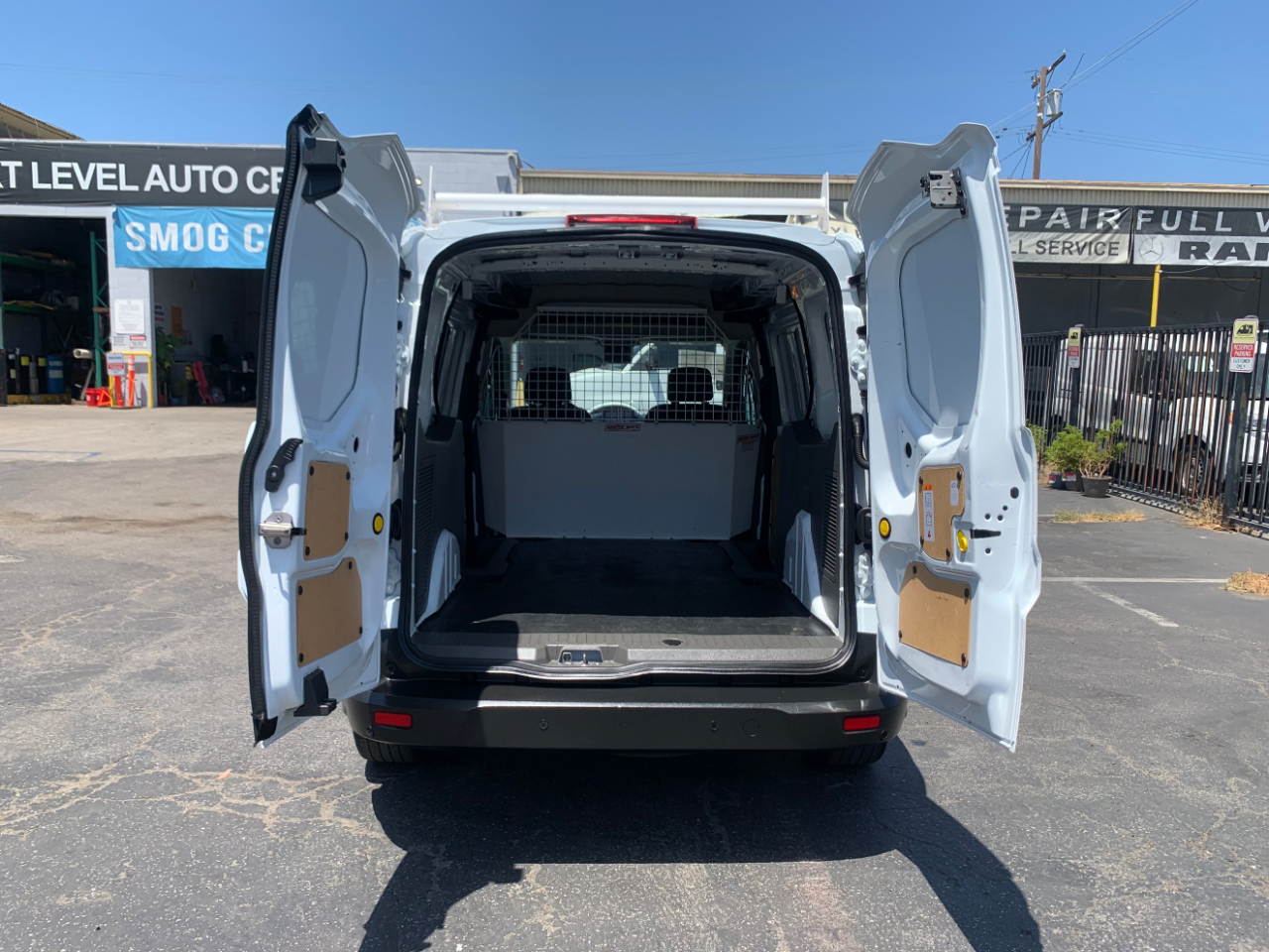 Ford Transit Connect Van XLT LWB w/Rear Symmetrical Doors 2023