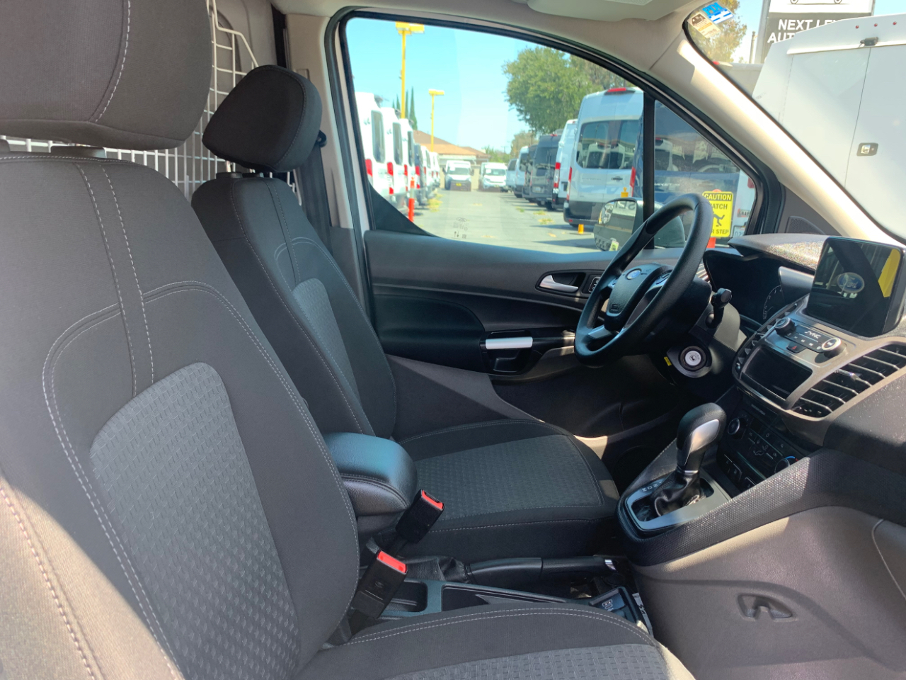 Ford Transit Connect Van XLT LWB w/Rear Symmetrical Doors 2023