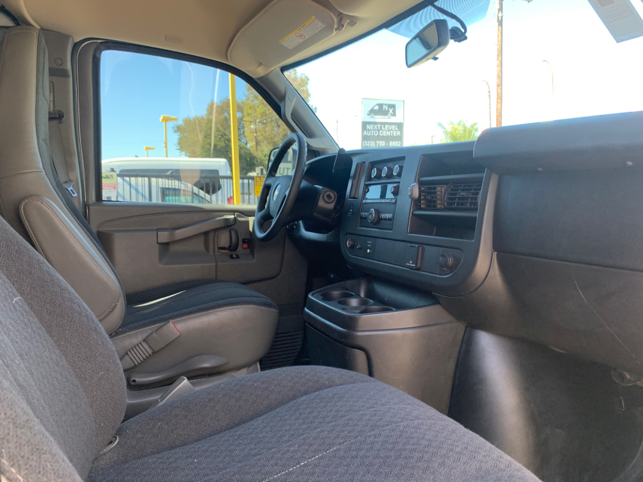 Chevrolet Express Cargo Van RWD 2500 135" 2018